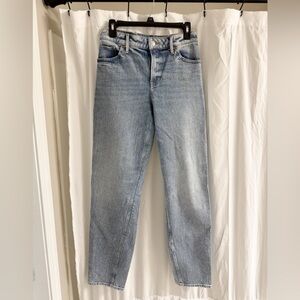 Women’s Blue Jeans